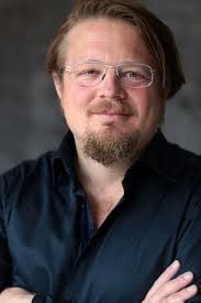 Coach über Kirche in der Coronakrise: „Auf dem Sofa predigen“