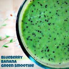 Blueberry Banana Green Smoothie With A Shot Of Chia Banana Blueberry Green Smoothie Juicing Recipes