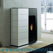Portina, focolare e braciere in ghisa ad alto spessore. Stufa A Pellet Ecofire Aria Canalizzata Ginger Palazzetti 12 Kw
