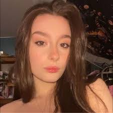 Paula Kiernan's Instagram, Twitter & Facebook