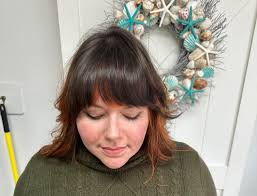 PERSONAL STYLIST End of year is almost here! Let's get you ready!!! Hii Im  Delfi and I am a personal stylist , specialized in wardrobe consultancy,  closet edit and personal shopping! If