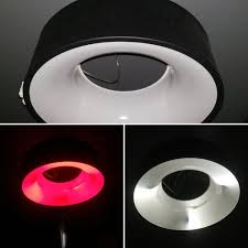 Standart Bir Tavan Aydinlatma Unitesinin Ampulleri E27 Ye Cevrilip Led Ampul Takilmis Ve Ayrica Kirmizi Serit Led Dosenerek Ayrica Kirmizi Led Ampul Led Tavan