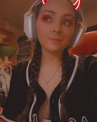 Emily Epperson (@woahhxemily) • Instagram photos and videos