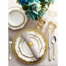 Tuzluk ve biberlik takımı 3 adet sosluk ve tabağı 6 adet kave fincanı ve 6 adet alaska 12 kişilik 53 parça porselen yemek takımı. Gold Pierre Cardin Nicole 60 Parca 12 Kisilik Yemek Takimi 40788 Tac