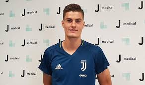 Патрик шик със заявка за гол номер 1 на евро 2020 при победата на чехия над шотландия глазгоу, 14 юни (бта). Shik Prohodit Medosmotr V Yuventuse Football Ua