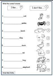 Saya ternampak di laman sosial terdapat iklan untuk kelas tambahan melatih anak menjawab soalan ujian sebegini. Animals Year 1 Worksheet