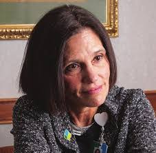 Beth Nease's Instagram, Twitter & Facebook