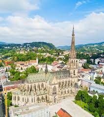 Rules, standards and guidelines for surveyors to successfully carry out land transactions. Language School In Linz Learn German More Berlitz