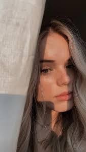 Rachel Thornton's Instagram, Twitter & Facebook