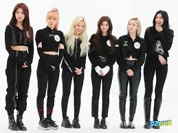 200301 Weekly Idol Naver Update Everglow Weekly Idol Kpop Girls Ulzzang Korean Girl