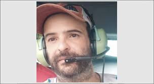 Piloto morador de Cotia está desaparecido e família busca informações