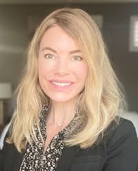 Kristine Thorpe's Instagram, Twitter & Facebook