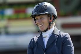 Ver allá te espero en online. Zara Tindall Equestrian Zara Tindall Rides In The Burnham Market International Horse Trials In Norfolk Daily Mail Online Zara Anne Elizabeth Tindall Mbe Nee Phillips