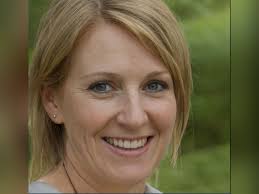 Saturnalia "Vivian" Vivian Lovell's Memorial Website