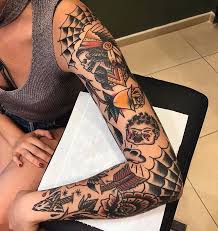 Bên cạnh đó, mỗi hình xăm của cô đều gột tả được hình ảnh siêu thực và những động vật kì quặc chắc chắn sẽ khiến bạn thích thú. Top 10 Tiá»‡m XÄƒm Hinh Cáº§n ThÆ¡ Uy Tin Cháº¥t LÆ°á»£ng Nháº¥t