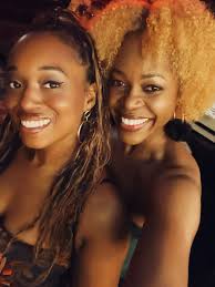 Last Tuesday night was Press night for @thehardertheycomemusical and  naturally I had to represent the 🖤💛💚 🇯🇲🥰 Not only did we put