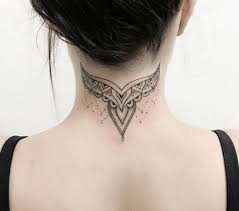 Đối với bất cứ cô gái nào khi sở hữu hình xăm ở hông và eo đều khiến cô gái ấy cá tính và quyến rũ đến khó cưỡng lại nổi. Hinh XÄƒm Mini á»Ÿ Cá»• Nam Ná»¯ Ä'áº¹p Nháº¥t Tattoo á»Ÿ Cá»• Cute