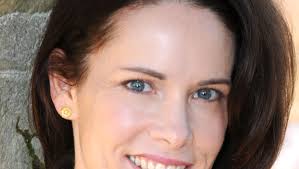 Author Beatriz Williams mixes opera and a love triangle to a Gatsby-esque  backdrop