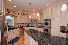 green granite kitchen countertops