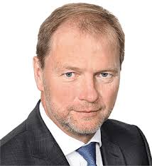 Amrita acharia,ola rapace,prince singh,rabia noreen,trond fausa,jesper malm,sudhir kumar kohli,assad siddique,sara khorami,usha patel,musse hasselvall,vatch wartanian,jon sigurd kristensen,tobias santelmann. Speakers Banking Summit