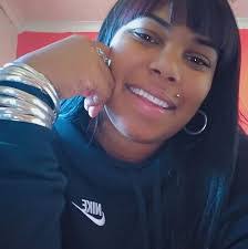 Kenzie Brown's Instagram, Twitter & Facebook