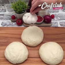 Chefclub De On Instagram Zartes Gulasch In Krossem Tassenbrot Mit Einem Hauch Knoblauch Eatchefclub Den Lin Leckeres Essen Ideen Furs Essen Essen