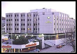 It is easy to reach the airport, the exhibition area and the city centre of zurich with the public transportation service. Hotel Welcome Inn Hotel In Zurich Hostelsclub