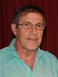 Digter-biograaf Ian Raper sterf ná maagoperasie