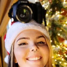 Lisa Huskey's Instagram, Twitter & Facebook