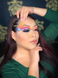 FULL COLOR🌈 Técnica Samurai⚔️cejas orgánicas... ¿Qué tipo de maquillaje  es? Se les conoce cómo maquillaje de exhibición, fantasía y/o pasarela✨  Estoy utilizando Pestañas de seda FL Recuerden que contamos con cursos de