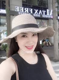 Bí mật hai người vợ đầu có nhan sắc như hoa như ngọc, cực cực kín tiếng của  NSƯT Kim Tử Long