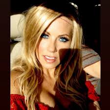 Reasons Why Highly Intelligent People Often Have a Messy House