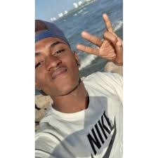 Cristian Camilo's Instagram, Twitter & Facebook