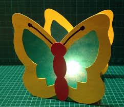 Schmetterling Laterne Aus Tonkarton Fotokarton Kinderleichte Laternen Basteln Laternen Basteln Laterne Basteln Anleitung
