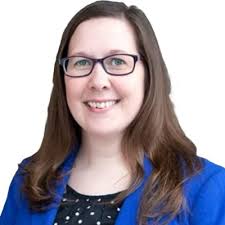 Obligatory final class photo: I'm excited to share that in a week's time I  will graduate from The University of Chicago Booth School of Business (with  honors, no less). It has been