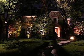 Pin By Signature Illumination Designs On Residential Landscape Lighting Curb Appeal Outdoor Lighting Landscape Outdoor Landscape Lighting Landscape Lighting