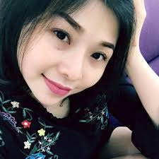 Tổng giám đốc sunshine group trần thị thu hằng và tổng giám đốc bbgroup lê hồng phương vừa được bầu làm thành viên hđqt ngân hàng kienlongbank. Le Thá»‹ Thu Háº±ng Home Facebook