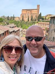 What are some vineyard recommendations for a day trip to Tuscany from  Florence?