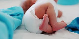 Hal ini akan terjadi ketika bayi menginjak usia 2 hingga 4 bulan. Bayi Sering Buang Air Besar Tapi Tidak Mencret Mengapa