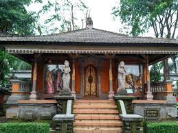 Rumah adat bali sama seperti rumah adat lain di indonesia, yaitu memiliki nilai filosofi yang tinggi. Rumah Adat Bali Nama Filosofi Unsur Beserta Gambar Dan Penjelasan