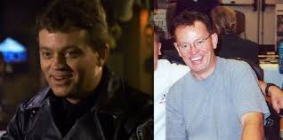 Polis akademisi aslında amerikan bobcat goldthwaite'in komik yeteneğini dünyaya gösterdi. Cezmi Kalorifer Blog