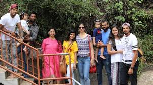 Indian cricketer | fitness may the year bring peace and happiness to you and your families. This Is How Indian Cricketers Are Managing Game Family Hand In Hand The Statesman