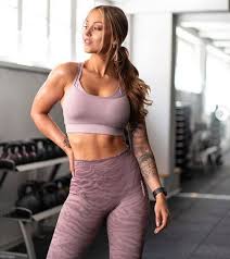 40 Hottest Fitness Models to Follow on Instagram | SWAGGER Magazine