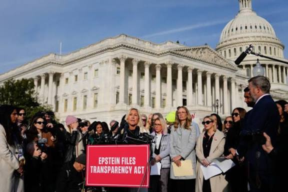 Bondi vs. Congress: Spying Scandal Erupts Over Secret Epstein Files