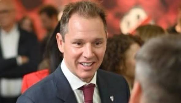 Jorge Brito candidato 2027: crece como opción de centro - Visión Política