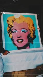 Norma de Cuba. Suite Havana. Rosniel Abril (La Habana, 1996) nos invita a  imaginar a una Marilyn tropical, convertida en ícono cubano. Inspirado en  el Pop Art y en Warhol, propone al