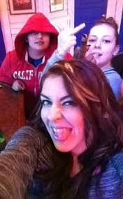 Elsa Sexton's Instagram, Twitter & Facebook