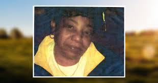 Richelle Jones's Instagram, Twitter & Facebook