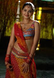 In 2008, she made her screen debut in rab ne bana di jodi, directed by aditya chopra. Anushka Hot Wet Saree Sexy Navel Thighs Gorgeous Sabwood Com
