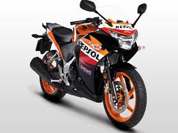 The wr 250 is a great bike to get out on the trails. Top Best 200cc 250cc Bikes In India Power Mileage Comparison Drivespark News